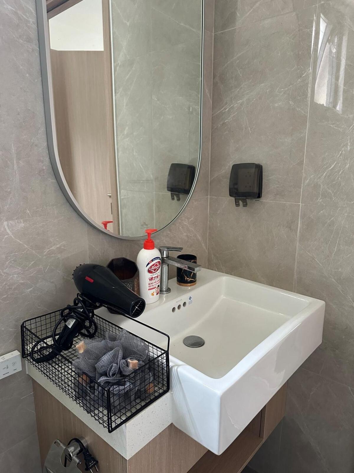 Fully Furnished 2 Bedroom At Masteri Point Cidade de Ho Chi Minh